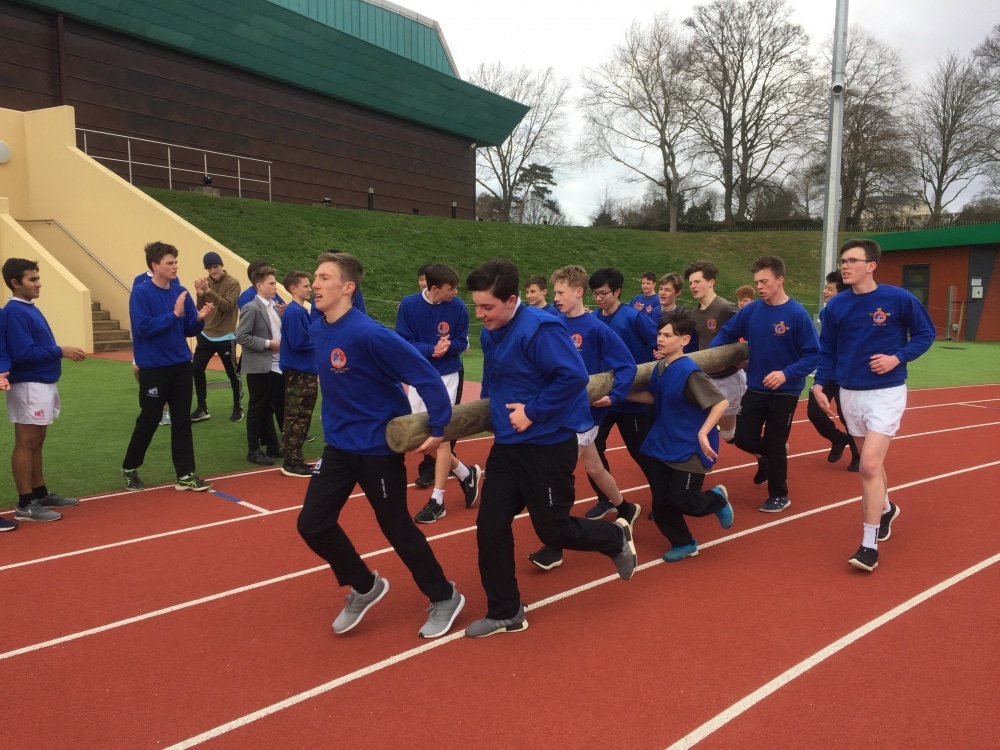 Tonbridge air cadets run marathon with log for RAF charity